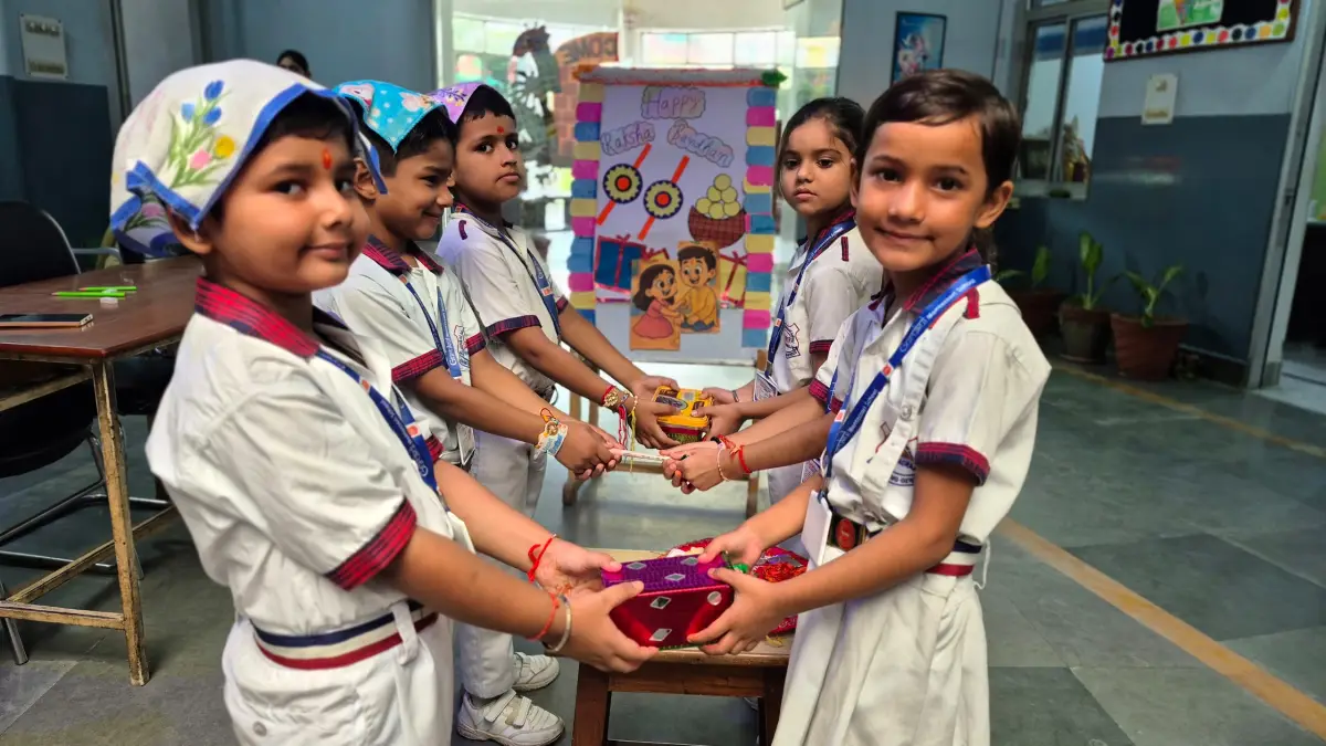 Gurukul Montessori School, Prayagraj