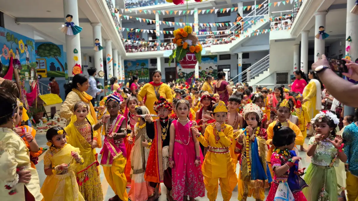 Gurukul Montessori School, Prayagraj
