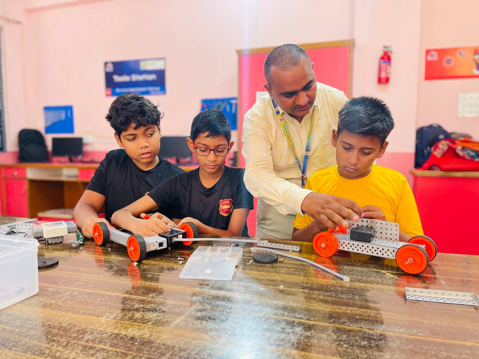 Gurukul Montessori School